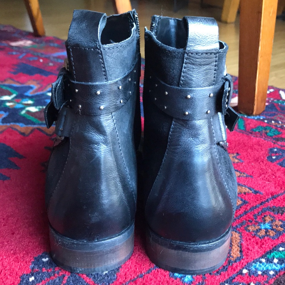 Black Leather ankle boots! - Picture 5 of 10